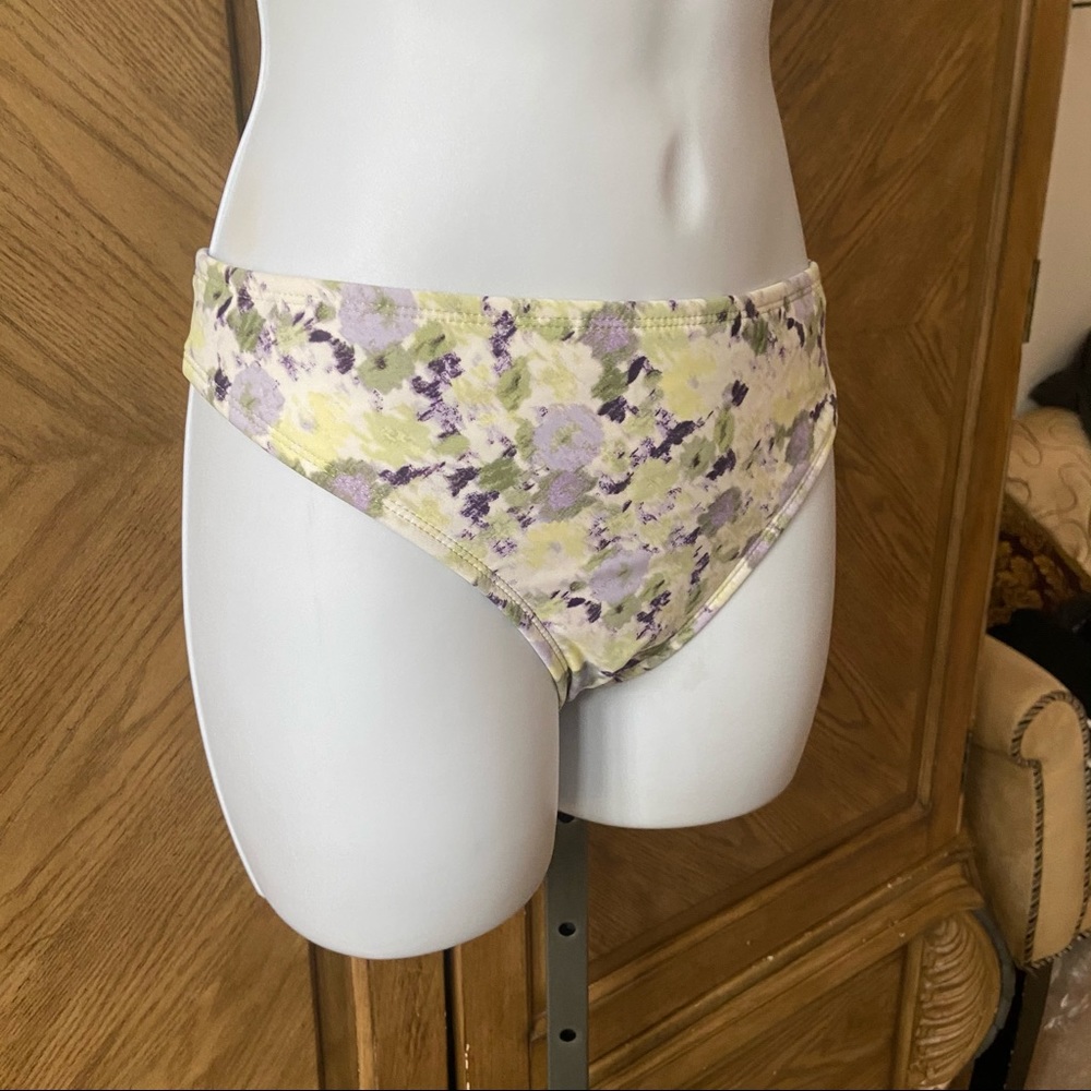 French Connection Pale Floral bikini bottom - Picture 2 of 4